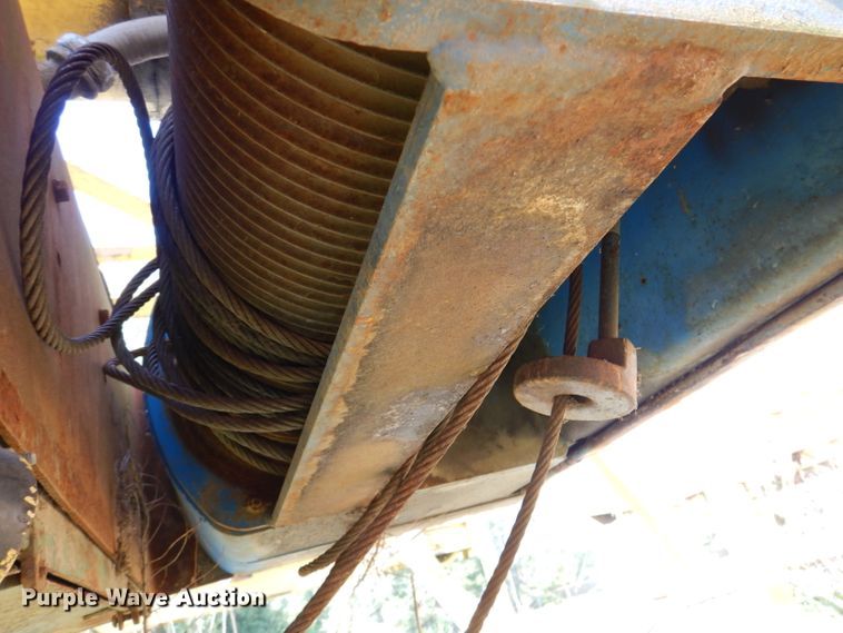 image for item DL8977 (2) bridge cranes