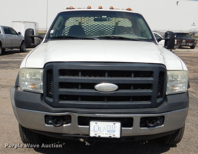 image for item DL8980 2007 Ford F450 Super Duty  flatbed truck