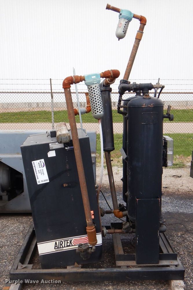 image for item DL8982 Airtek 406A/C  air dryer