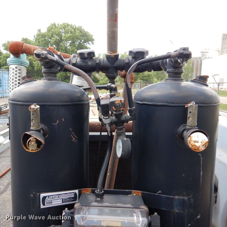 image for item DL8982 Airtek 406A/C  air dryer