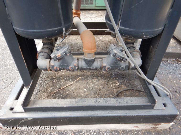 image for item DL8982 Airtek 406A/C  air dryer