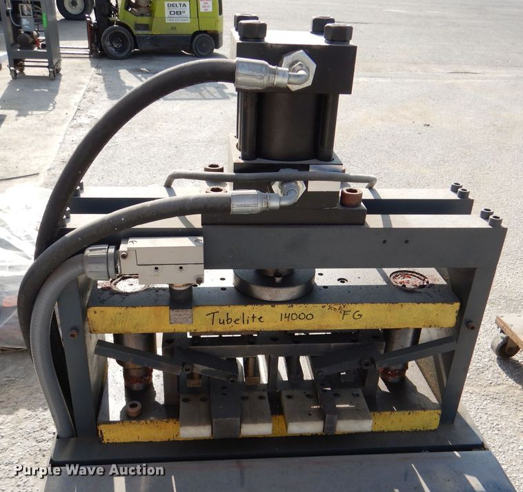 image for item DM0046 Arnim Tools K12865  punch