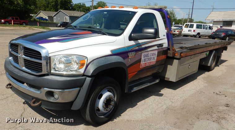 image for item DM0061 2009 Dodge Ram 5500  rollback truck