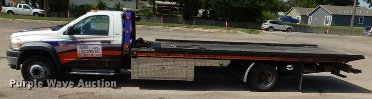 image for item DM0061 2009 Dodge Ram 5500  rollback truck
