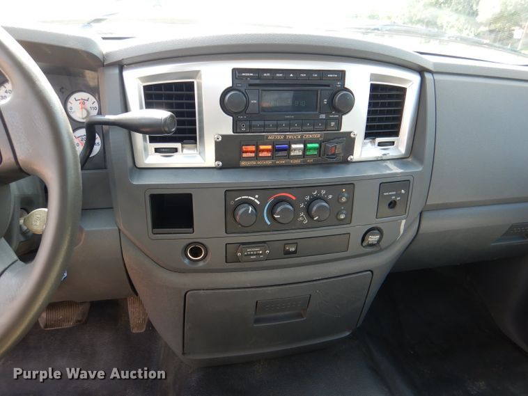 image for item DM0061 2009 Dodge Ram 5500  rollback truck