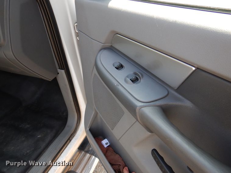 image for item DM0061 2009 Dodge Ram 5500  rollback truck