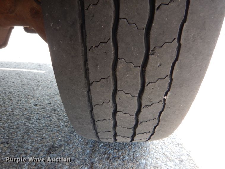 image for item DM0061 2009 Dodge Ram 5500  rollback truck