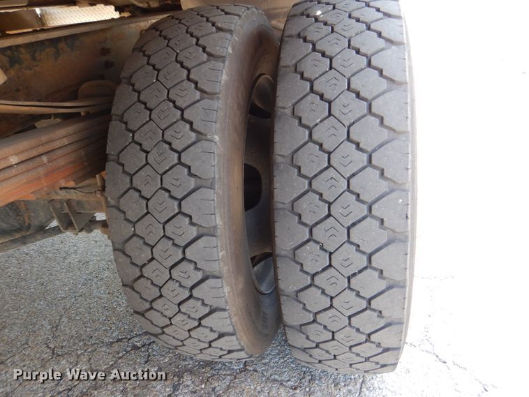 image for item DM0061 2009 Dodge Ram 5500  rollback truck