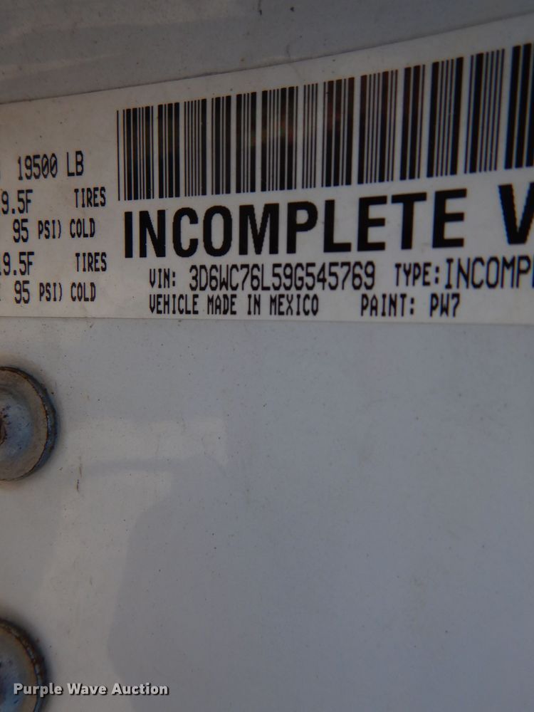 image for item DM0061 2009 Dodge Ram 5500  rollback truck