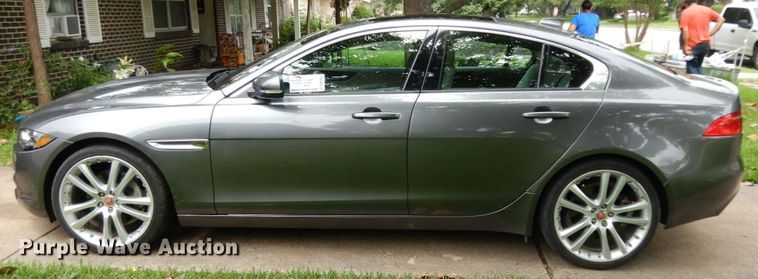 image for item DM2981 2017 Jaguar XE 25T