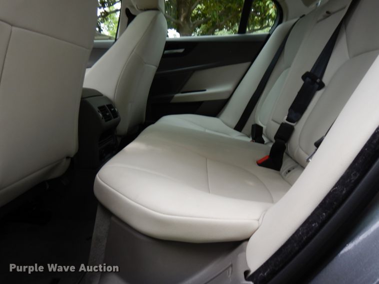 image for item DM2981 2017 Jaguar XE 25T