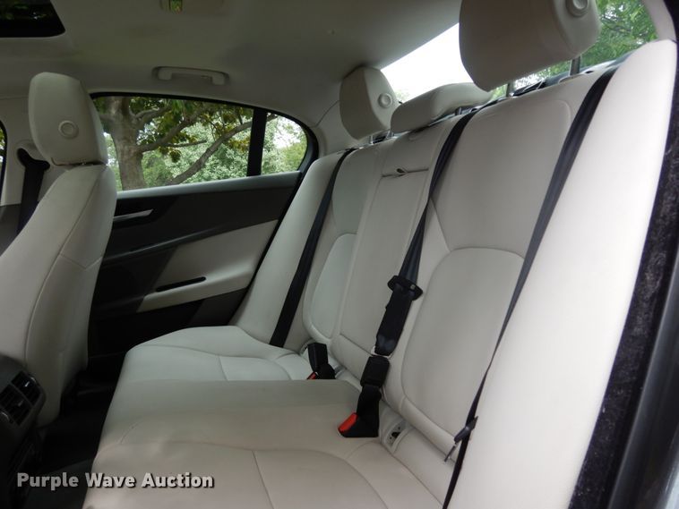 image for item DM2981 2017 Jaguar XE 25T