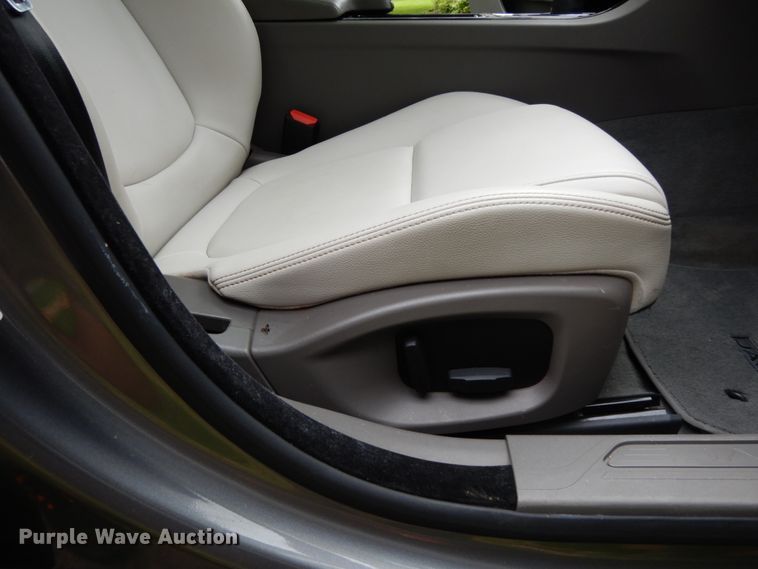 image for item DM2981 2017 Jaguar XE 25T