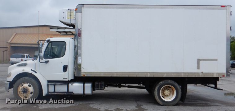 image for item DM3811 2008 Freightliner Business Class M2  refrigerated truck