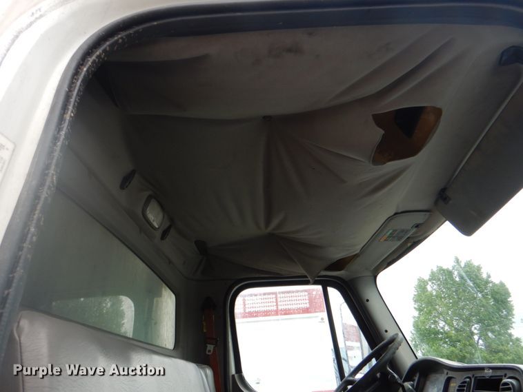 image for item DM3811 2008 Freightliner Business Class M2  refrigerated truck