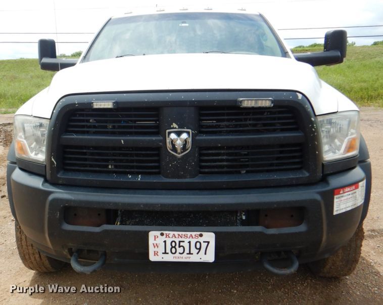 image for item DM3813 2012 Dodge Ram 5500HD  flatbed truck