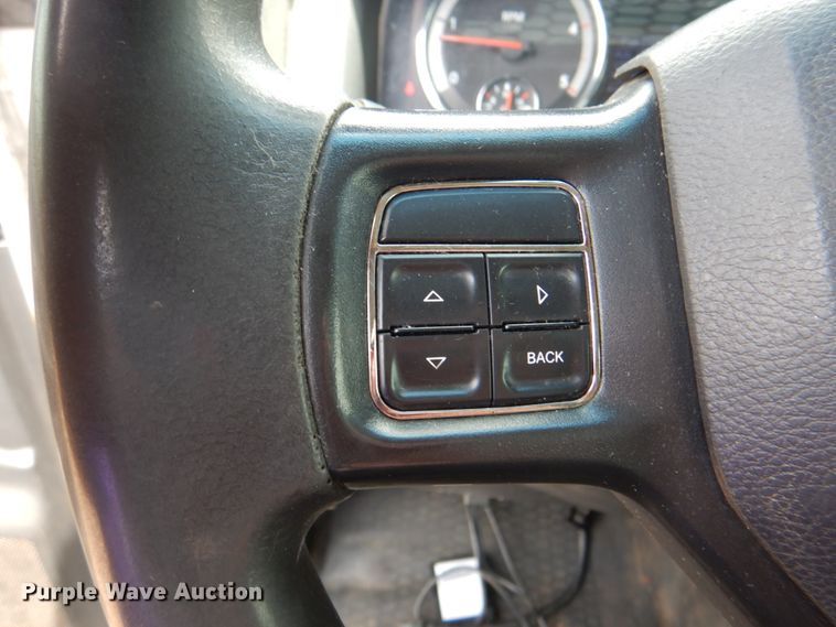 image for item DM3813 2012 Dodge Ram 5500HD  flatbed truck