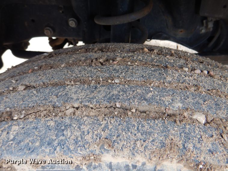 image for item DM3813 2012 Dodge Ram 5500HD  flatbed truck