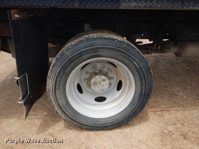 image for item DM3813 2012 Dodge Ram 5500HD  flatbed truck