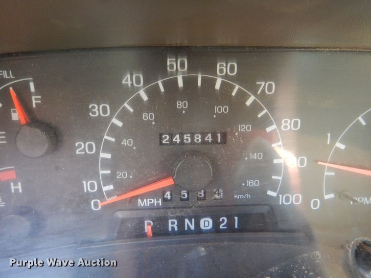 image for item DM3822 2000 Ford F450 Super Duty  flatbed truck