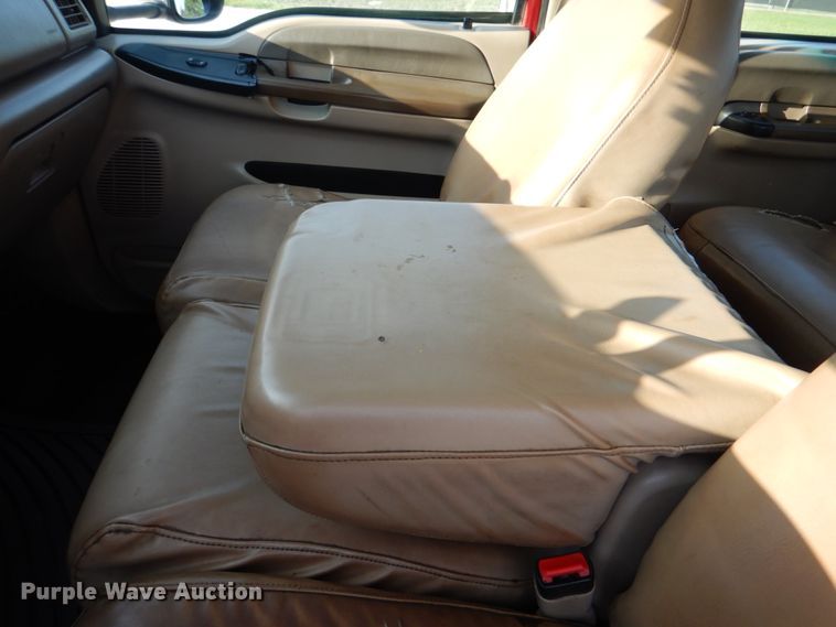 image for item DM3822 2000 Ford F450 Super Duty  flatbed truck