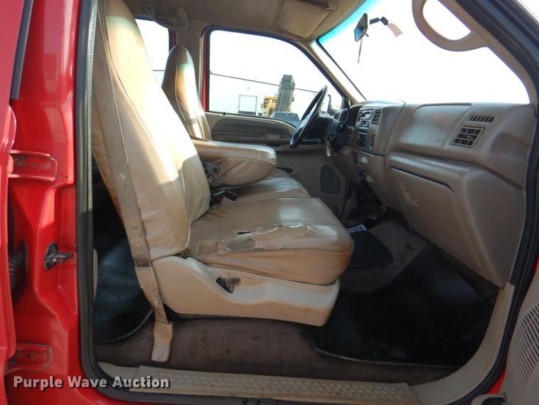 image for item DM3822 2000 Ford F450 Super Duty  flatbed truck