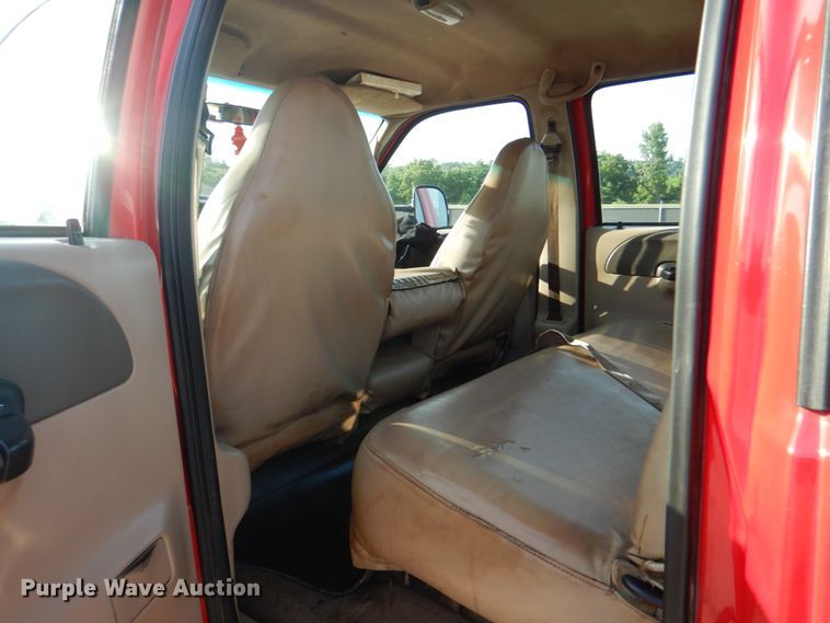 image for item DM3822 2000 Ford F450 Super Duty  flatbed truck