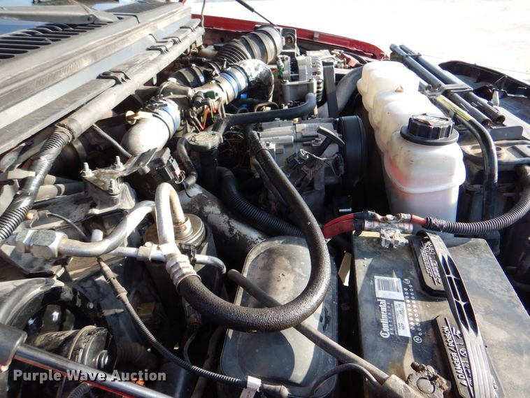 image for item DM3822 2000 Ford F450 Super Duty  flatbed truck