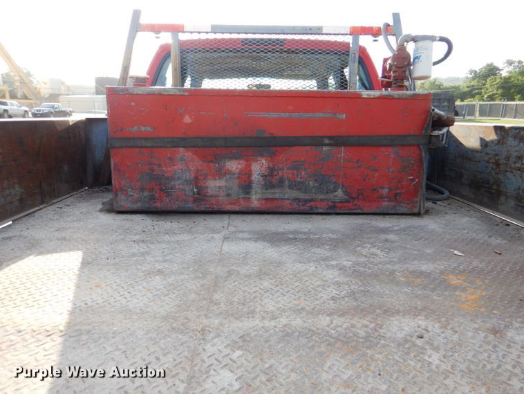 image for item DM3822 2000 Ford F450 Super Duty  flatbed truck