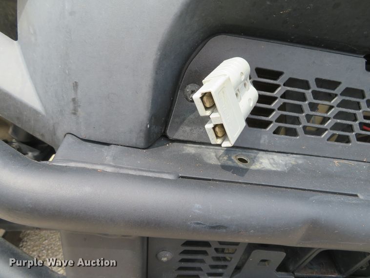 image for item DN5913 2014 Polaris 800  utility vehicle