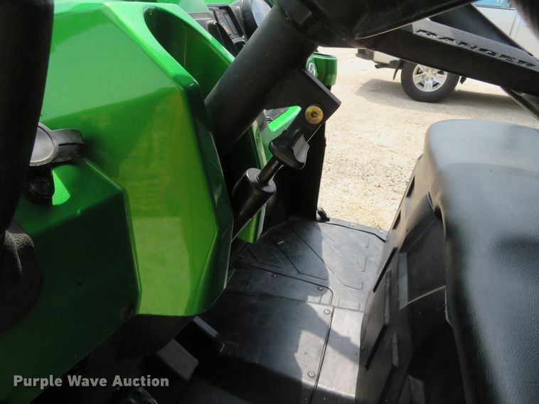 image for item DN5913 2014 Polaris 800  utility vehicle