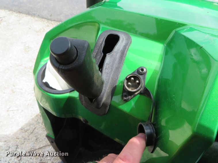 image for item DN5913 2014 Polaris 800  utility vehicle