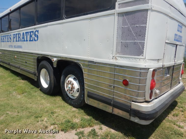 image for item FI9116 1981 MCI MC-9 Crusader II  coach bus