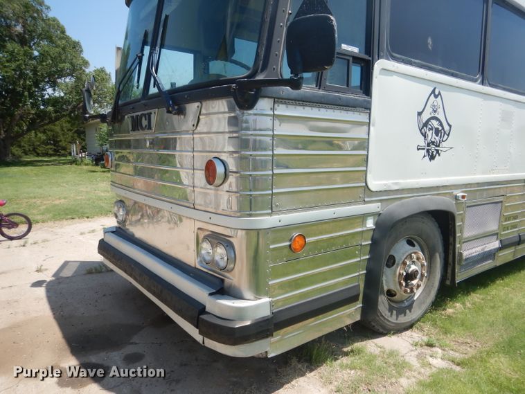 image for item FI9116 1981 MCI MC-9 Crusader II  coach bus