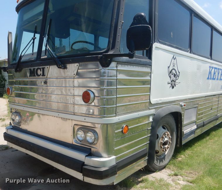 image for item FI9116 1981 MCI MC-9 Crusader II  coach bus