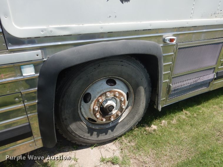 image for item FI9116 1981 MCI MC-9 Crusader II  coach bus