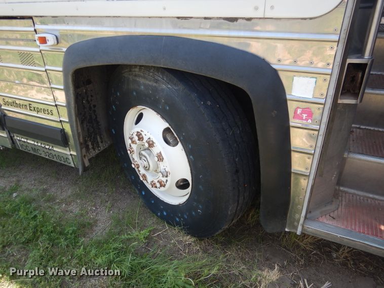 image for item FI9116 1981 MCI MC-9 Crusader II  coach bus