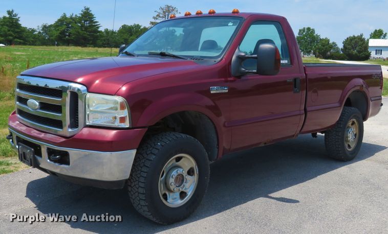 image for item FP9302 2006 Ford F250 Super Duty XLT  pickup truck