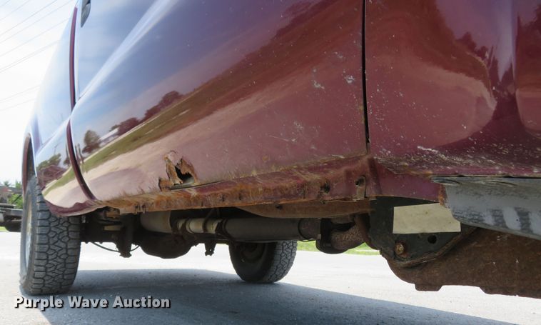 image for item FP9302 2006 Ford F250 Super Duty XLT  pickup truck