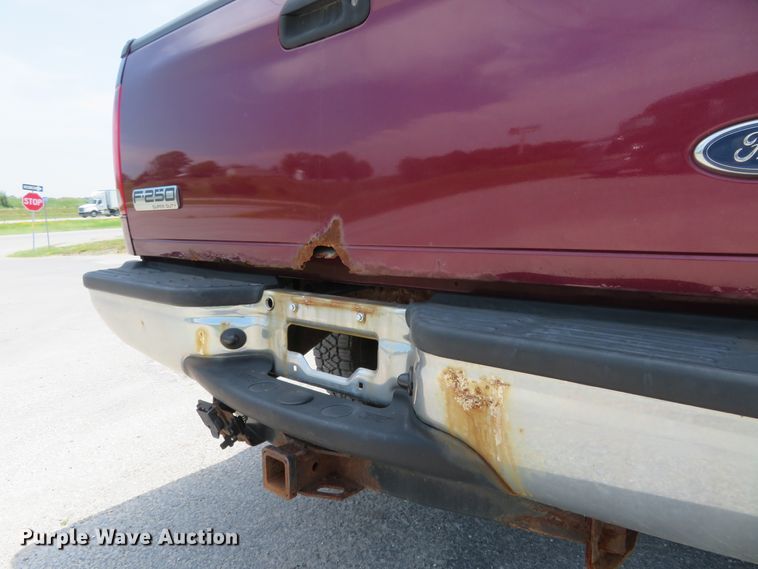 image for item FP9302 2006 Ford F250 Super Duty XLT  pickup truck