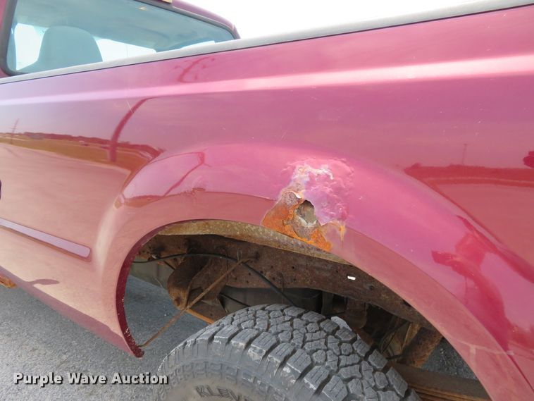 image for item FP9302 2006 Ford F250 Super Duty XLT  pickup truck