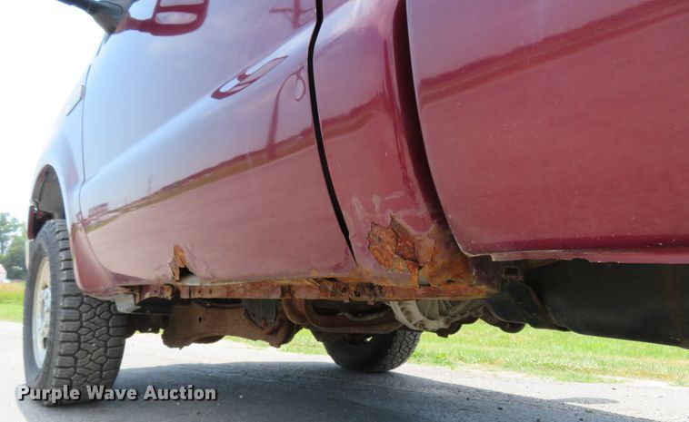 image for item FP9302 2006 Ford F250 Super Duty XLT  pickup truck