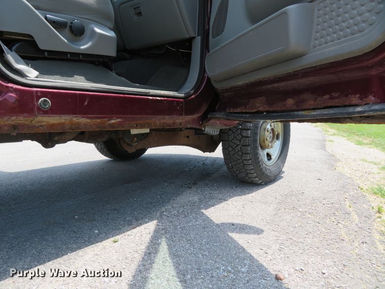 image for item FP9302 2006 Ford F250 Super Duty XLT  pickup truck