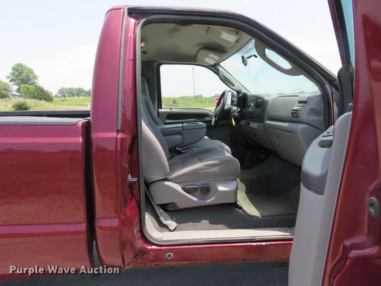 image for item FP9302 2006 Ford F250 Super Duty XLT  pickup truck