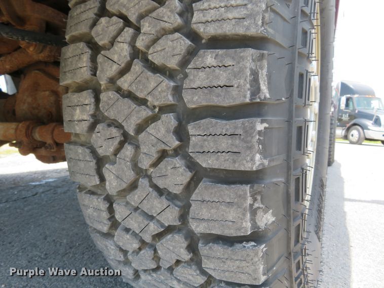 image for item FP9302 2006 Ford F250 Super Duty XLT  pickup truck