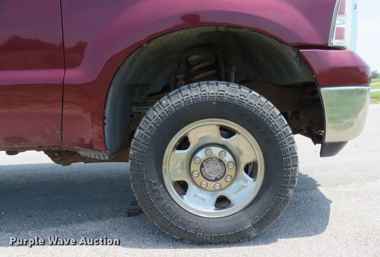 image for item FP9302 2006 Ford F250 Super Duty XLT  pickup truck