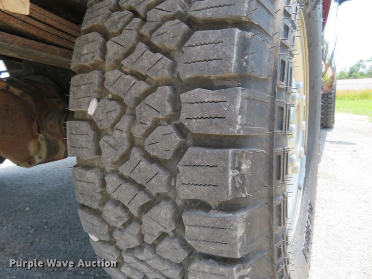 image for item FP9302 2006 Ford F250 Super Duty XLT  pickup truck