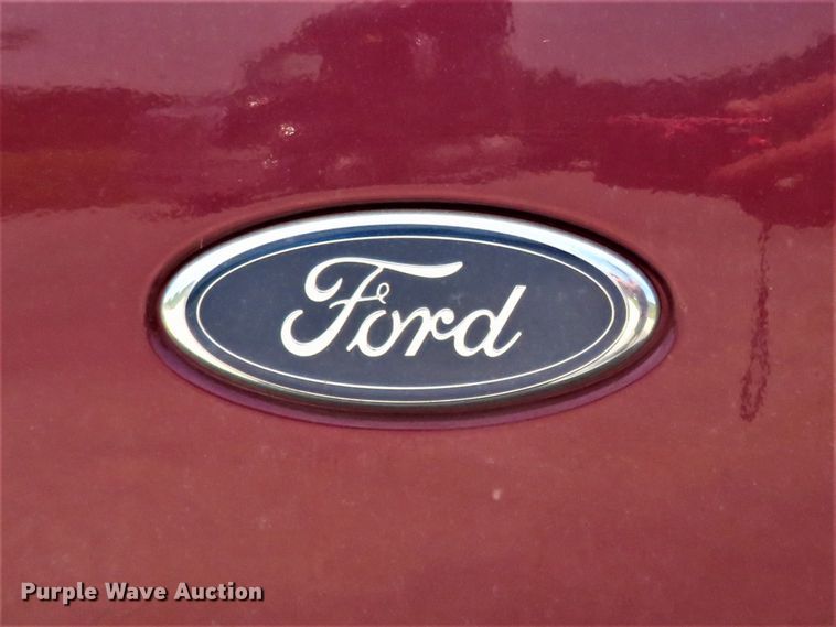 image for item FP9302 2006 Ford F250 Super Duty XLT  pickup truck