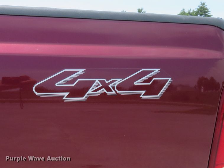 image for item FP9302 2006 Ford F250 Super Duty XLT  pickup truck