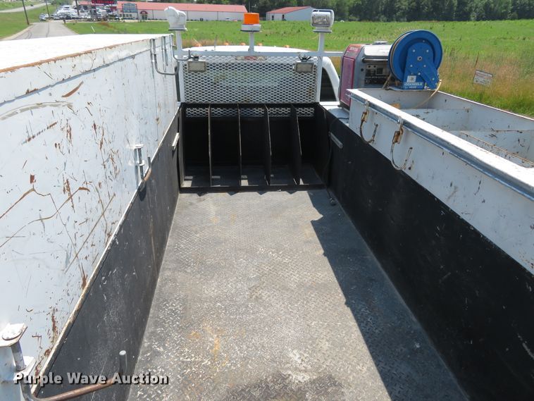 image for item FP9304 2009 Ford F550 Super Duty XL  utility / service truck